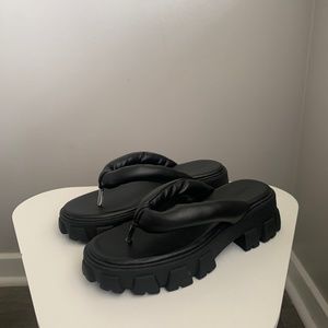 Black platform sandals